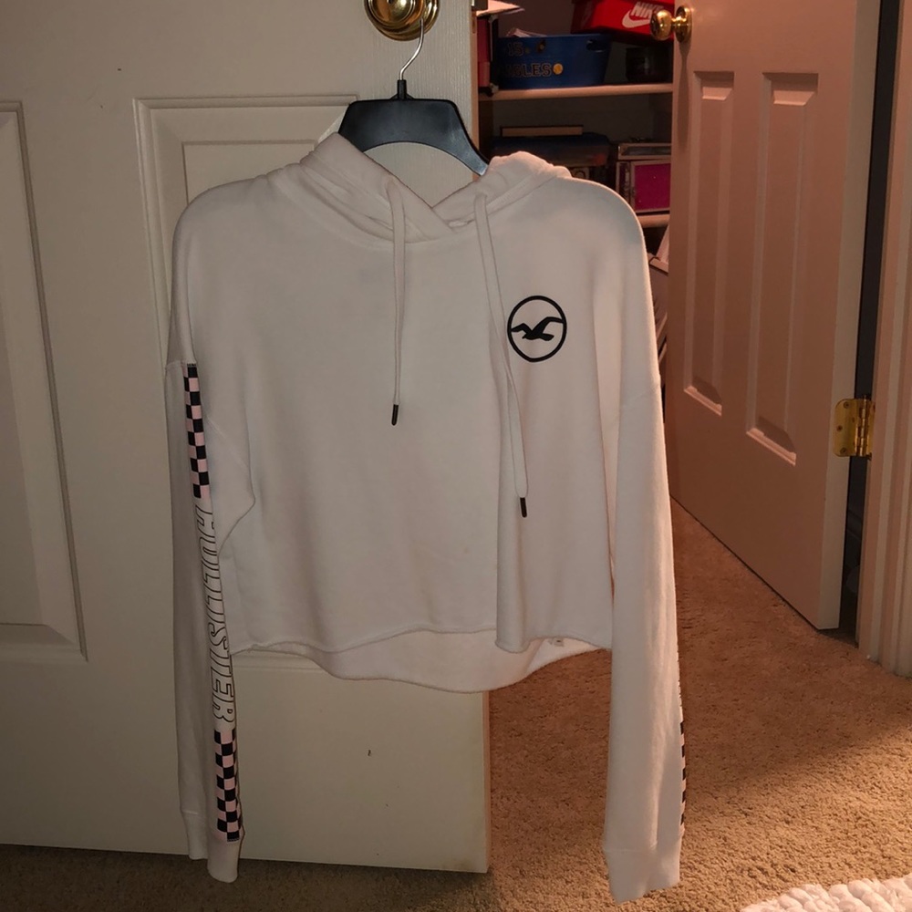 Hollister white cropped hoodie